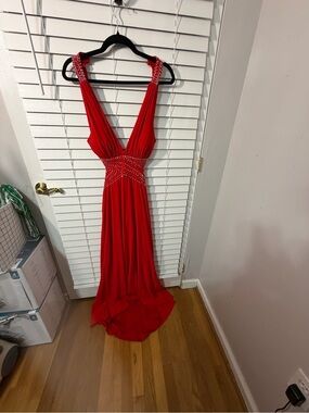 Betsy & Adam Red V-Neck Beaded Empire Waist Prom homecoming Dress